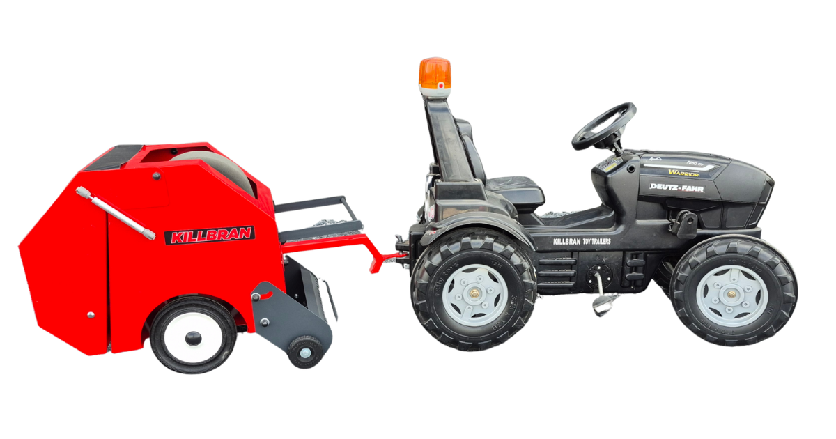 Round Baler (Complete with 2 foam Bales)